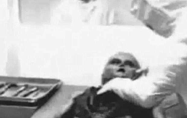 SHOCKING Discovery in Attic: "Alien Corpse" Photos from Roswell UFO Crash Finally Revealed?